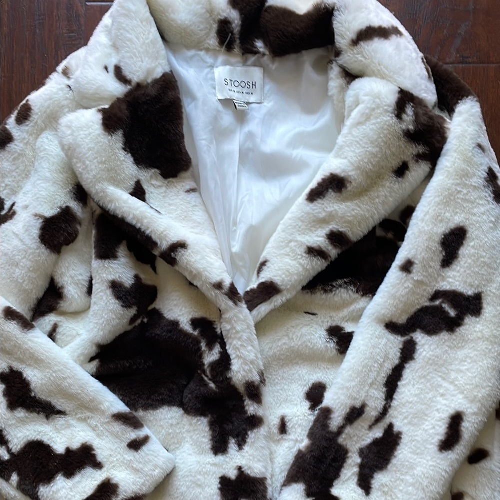 Stoosh Women's Faux Fur Coat - Brown and White